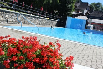 Outdoor pool Gasen_Pool_Eastern Styria | © Tourismusverband Oststeiermark