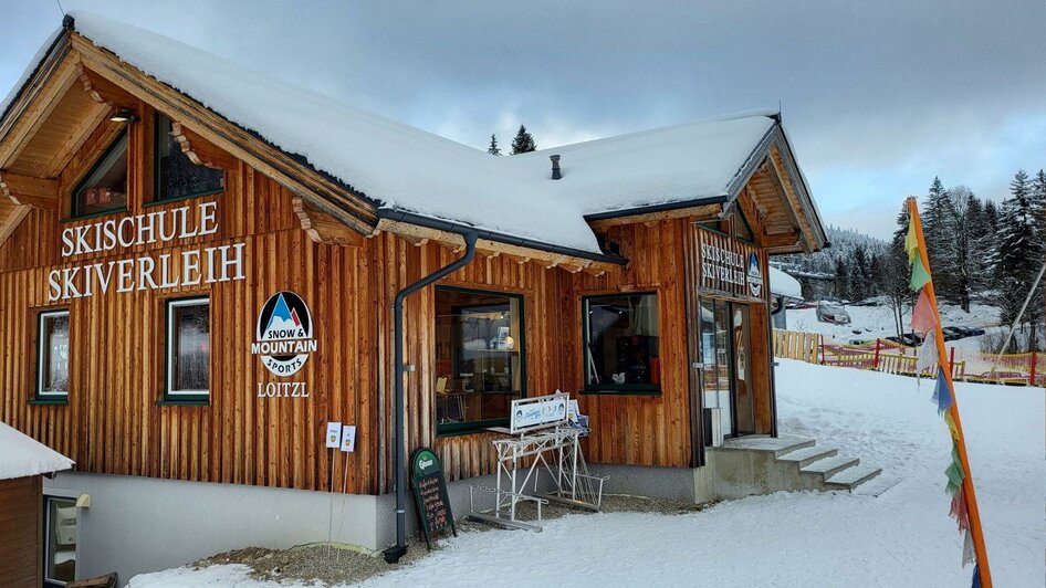 Skischule, Altaussee, Eingang | © Petra Kirchschlager